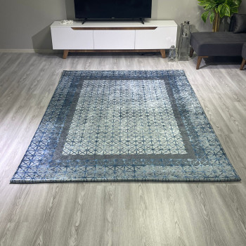 Meryem Mavi Halı Örtüsü