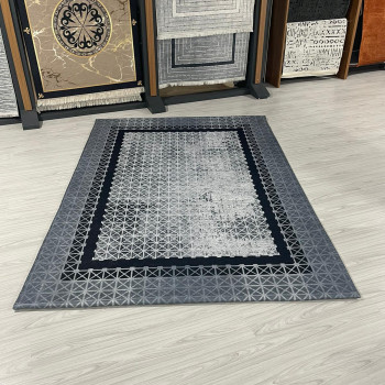 Meryem Siyah Model Halı Örtüsü