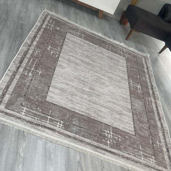 Zirve Vizon Model Keçe - Jel(Dot) Taban Halı