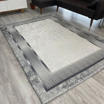 Yeni Yıl Gri Halı Örtüsü