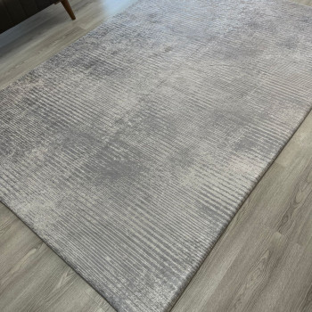 Düz Gri Halı Örtüsü